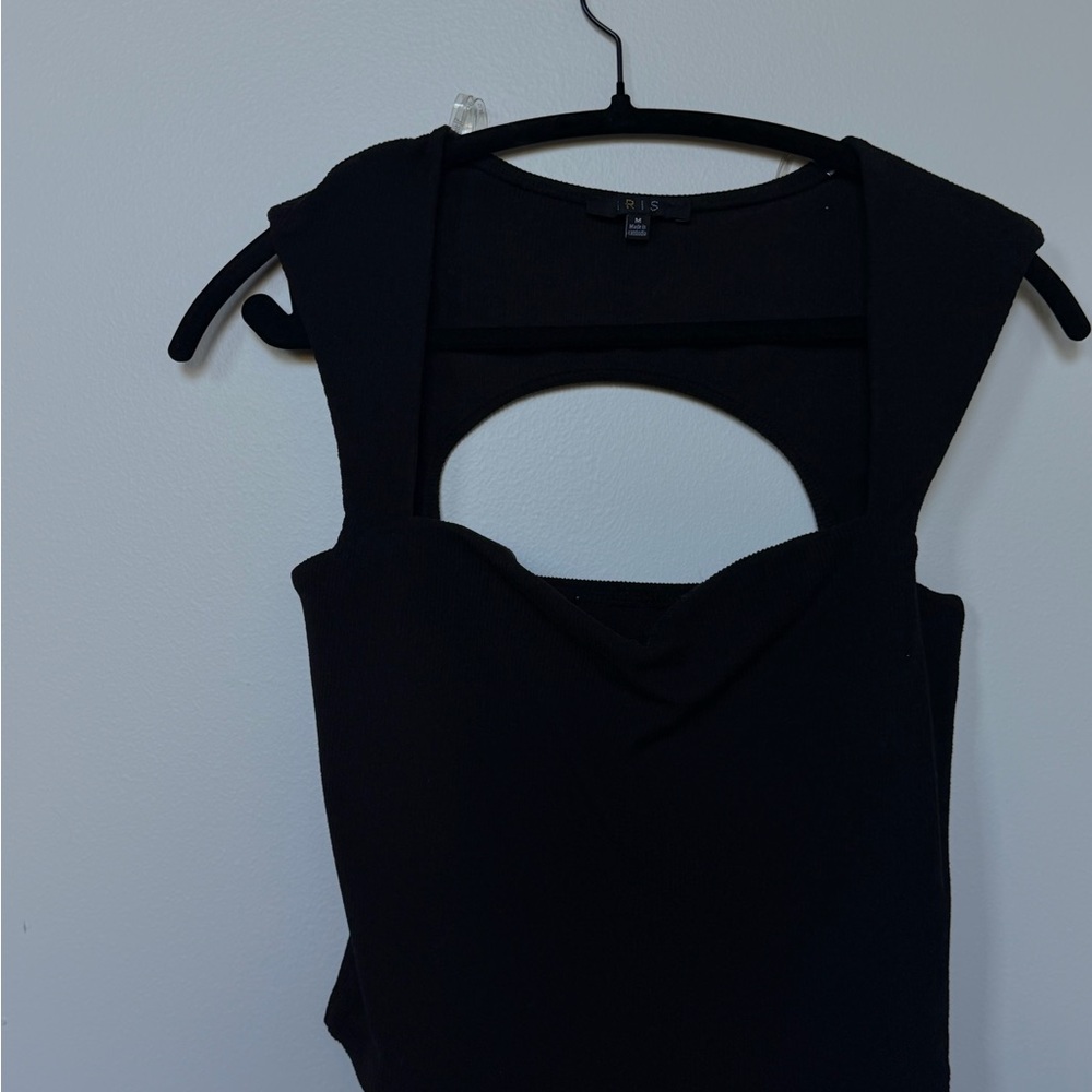 iris Black Ribbed Sleeveless Top